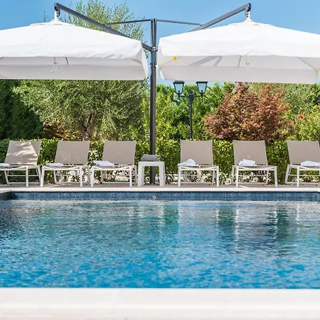 Luxurious 5 Bedrooms Tranquil Adore Private Heated Pool&billiards Table Dalmatia *